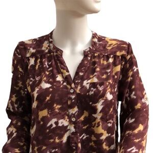 Romeo & Juliet Couture Henley Blouse Small